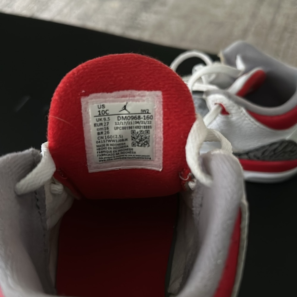 Size 10c toddler authentic might not have original box - Picture 2 of 3